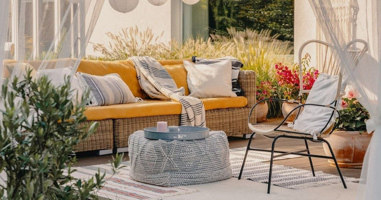 Patio & Garden