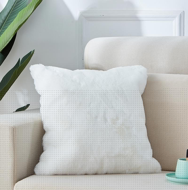 Agnes Luxury White Chinchilla Faux Fur Pillow - HousesNice